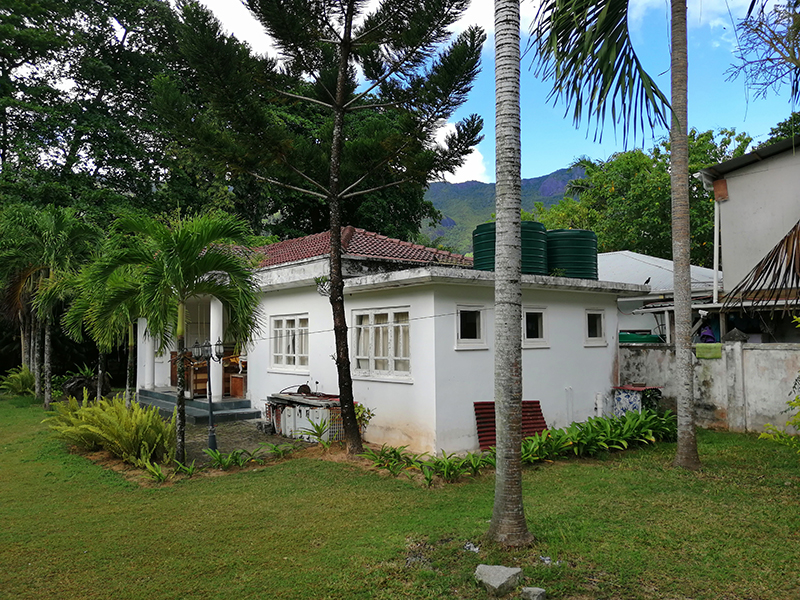 Property for sale on Beau Vallon beach, Mahe seychellesestate